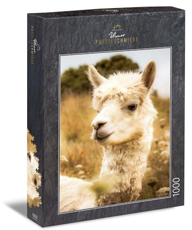 Ulmer Puzzleschmiede - Puzzle „Weißes Alpaka“ - Idyllisches Tiermotiv in der Natur, Puzzle Alpaka 1000 Teile auf der Sommerwiese - Anspruchsvolles Tierfotografie - Puzzle Made in Germany