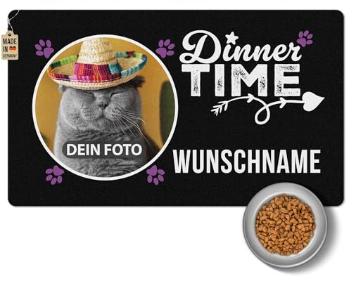 PR Print Royal Napfunterlage mit Name und Foto selbst gestalten - Dinner Time - Futtermatte für Hunde & Katzen - Personalisierte Geschenkidee, Waschbar | 60 x 35 cm, rutschfest
