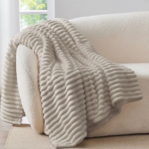 BEDELITE Fluffy Fleece Throw Blanket - Beige Sofa Throw Soft Cosy Warm Small Blankets for Single Bed, Gifts for Women