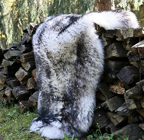 Hollert Lammfell Schwarzwald 110-120 cm echtes Merino Schaffell kuschelig weich Teppich ökologische Gerbung von Deutschen Schäfereien Naturform Dekofell Premium Schaffell Läufer Sitzunterlage