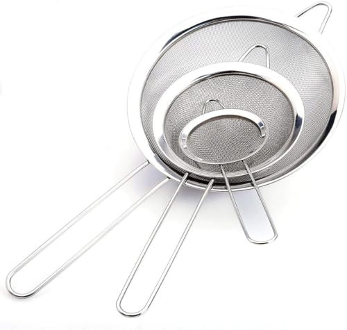 Küchensieb Set Edelstahl, 3 Stück 7/12/18cm Sieb Küche mit Verstärktem Griff, Feinmaschiges Sieb Set Strainer Haushaltssieb für Backen,Kochen,Mehl,Eiweißtrennung,Saft usw die Küche