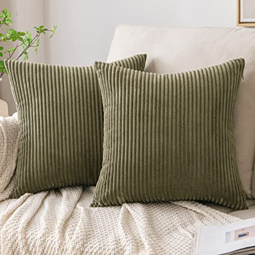 EMEMA Kissenbezug 40x40 cm Kordsamt Kissenbezüge Dekokissen Sofakissen Cord Kissenhülle Zierkissenbezug Kord Dekorative Weiche für Sofa Wohnzimmer Schlafzimmer 2er Set Olivgrün