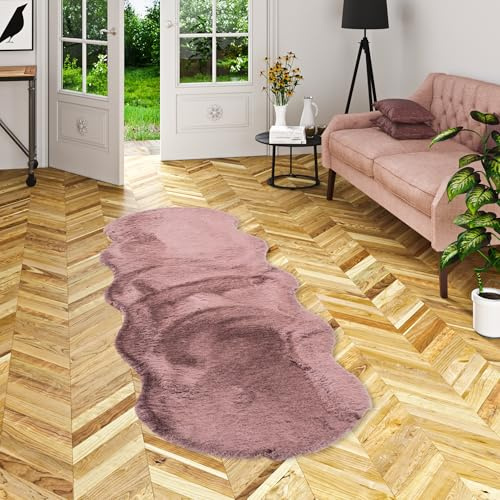 Pergamon Luxus Super Soft Fellteppich Plush Beere Shape XL in 55x160 cm
