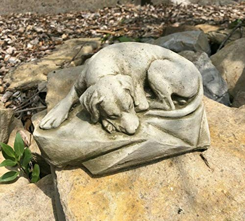 Statue de chien endormi | Pierre reconstituée Animal en béton pour décoration de jardin