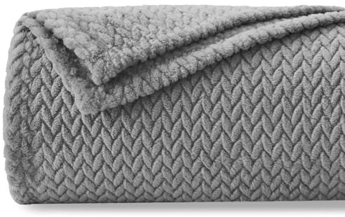 NEWCOSPLAY Fleece Leaves Pattern Twin Blanket, Grey, 60x80