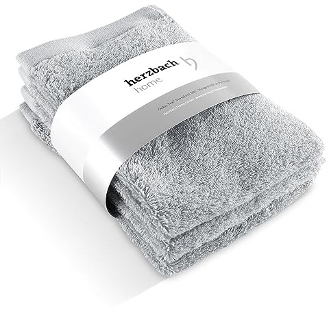 herzbach home Gästehandtuch 3er Set 30 x 50 cm (Silbergrau) – Hochwertige, weiche & saugstarke Gäste-Handtücher in Premium-Qualität – 100% natürliche Baumwolle | extra weich und saugstark, langlebig und pflegeleicht, mit Aufhänger, gehobene Gramatur 550 gsm, Hergestellt in Porugal