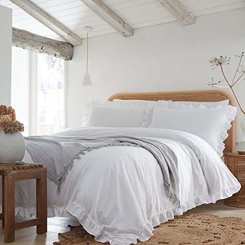 Appletree Cassia White Frill Duvet Cover – King Size 230x220cm – 2 Pillowcases – Soft 100% Cotton – Ruffle Edge Bedding – Romantic Shabby Chic Style