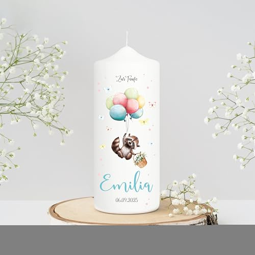 Wandtattoo Loft Taufkerze Junge oder Mädchen Motiv Waschbär mit Luftballon, 18cm x 7cm, personalisierte Kerze, bedruckte Kerze zur Taufe, Stumpenkerze, individuelles Taufgeschenk