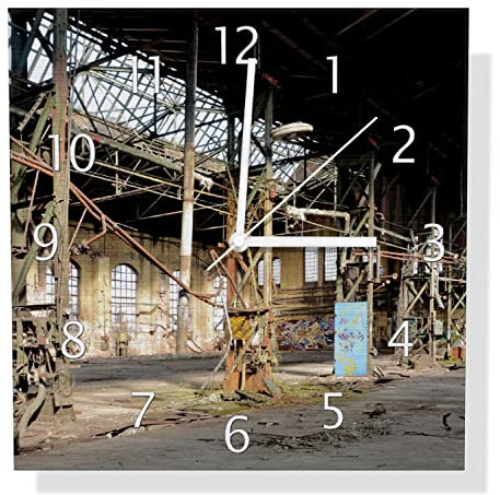 Wallario Design Wanduhr Verlassene Industriehalle - Alte Fabrik aus Aluverbund, Alu-Uhr Größe 30 x 30 cm, weiße Zeiger mit Metalloptik