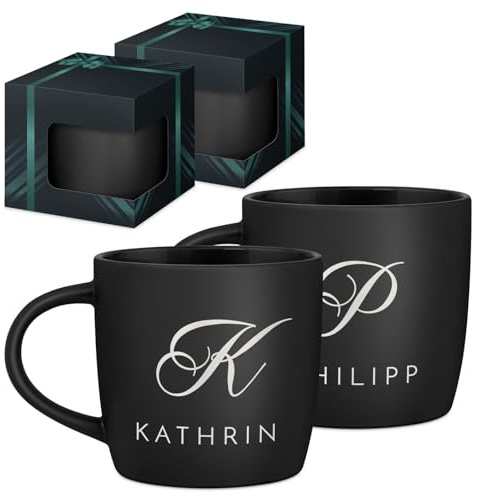 Maverton 2er Keramik Tassen Set mit Gravur - 400 ml - matt schwarz - Innen schwarz - Tasse personalisiert - Kaffeebecher Teetasse - Hochzeitsgeschenke für Brautpaar - personalisierte Geschenke