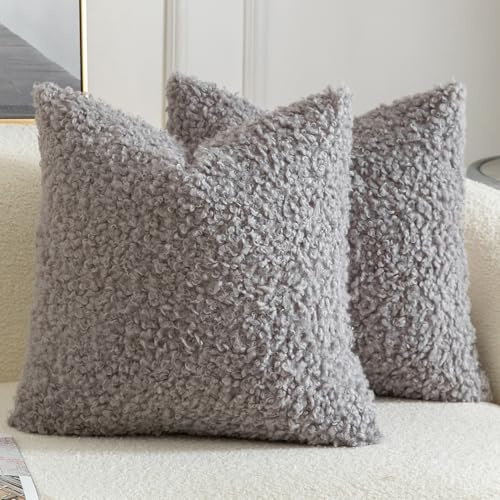 Yaertun 2er Set Kissenbezug Teddywolle Faux Pelz Dekorative Kissenbezüge Plüsch Bouclé Sofakissen Couchkissen Dekokissen Zierkissenbezug Deko Kissenhülle Schlafzimmer Wohnzimmer 40x40 cm Hellgrau