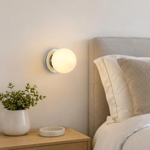 Alpinaluz Aplique Pared E27 Globo Cristal Opal Cromado con Disco Reflector | Plato metálico curvado que refleja la luz alrededor de la esfera, para dormitorio, salón, pasillo, recibidor y cabecero