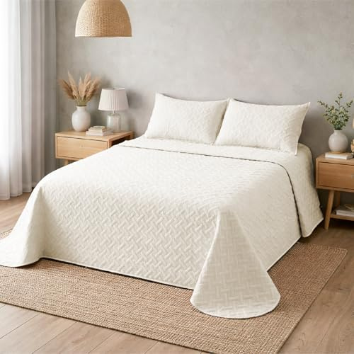 Liniva Home Colcha Bouti Termosellada para Verano. 100% Microfibra Extra Suave - Modelo Vejer. Colcha Cubre Cama Multiusos. Incluye Dos Fundas de cojín. Cama 150/160-250x265cm Crudo