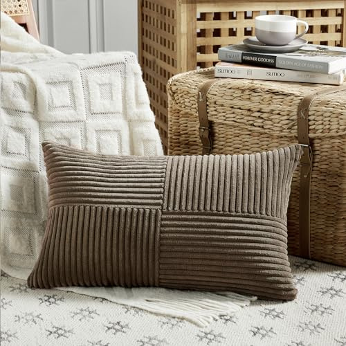 FDTERN 1 Stück Dunkelbraun Kissenbezug 30x50 cm Weich Kordsamt Kissenbezüge Kissenhülle Dekokissenbezug Sofakissen Dekokissen Boho Deko für Sofa Schlafzimmer Wohnzimmer Balkon (Ohne Kissenfüllung)