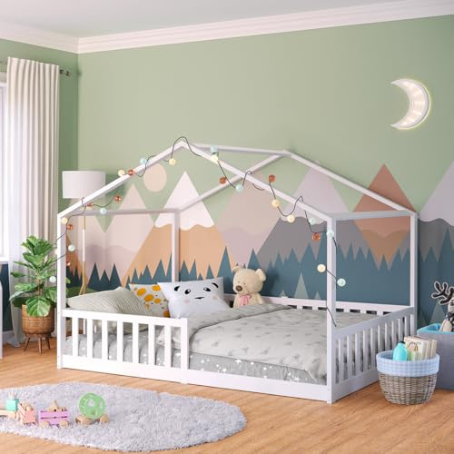 Bellabino Bia Kinderbett 140x200 cm, Bodenbett, Weiß, mit Rausfallschutz | Montessori Hausbett aus Massivholz Kiefer, mit Lattenrost, für Jungen & Mädchen, Holzbett, Kinderzimmermöbel, Bettgestell