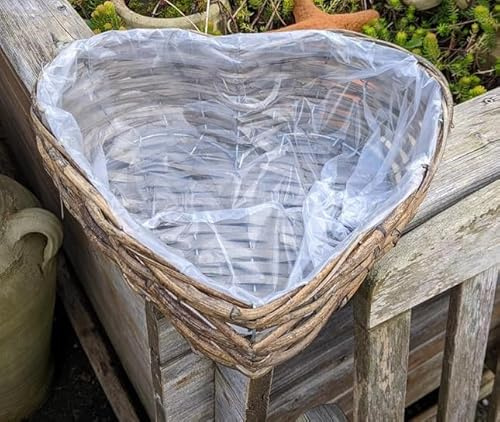 Pflanzkorb in Herzform Breite ca. 36 cm und ca. 11 cm hoch aus Rattan - Naturprodukt,Handarbeit Schale Weidenkorb Pflanzgefäß Blumentopf Natur Deko Garten Grab Trauer Liebe Herz