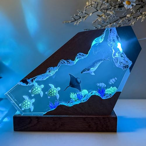 Humpback Whale Ocean Resin Lamp - Handmade Resin Night Light with USB Port, Variable Lights, Scuba Diver Gifts, Ocean and Diving Enthusiast Collectibles, Unique Birthday Gifts for Him & Her (6x4)