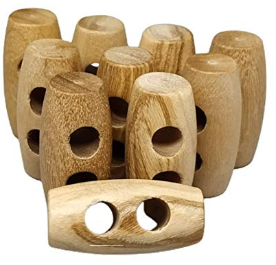 BOTIBOTON - 12 natürliche Holzknöpfe für Mantel, Jacke, Nähzubehör oder Bastelarbeiten - 2 Modelle (Horn und Fass) - 4 Größen - naturfarben, zwei Löcher - Hergestellt und versandt aus Spanien
