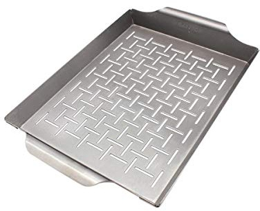 SANTOS Grillkorb/Gemüsekorb - Edelstahl - 33x22,4x2,5cm - Grillwok für Käse, Gemüse, Fleisch & Co. - Edelstahl-Grillkorb - Vegetarisch & Vegan Grillen