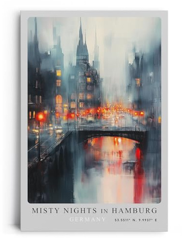 Paul Sinus Leinwandbild 60x90cm Misty Nights in Hamburg – Stimmungsvolle Stadtansicht mit nebelverhangenen Gebäuden, leuchtenden Straßenlichtern