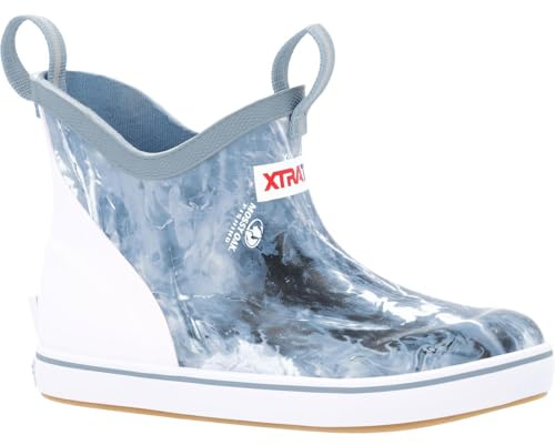 Xtratuf Kids Ankle Deck Boot, Mossy Oak WakeForm Arctic, Little Kid Size C7.0