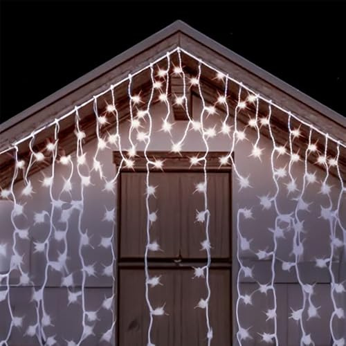 Brightium Flache Eiszapfenlichterkette, 15 m x 0,6 m, 3AA Batterie, kaltweiß, IP44, geeignet für Innen und Außen, ideal für festliche Dekorationen.
