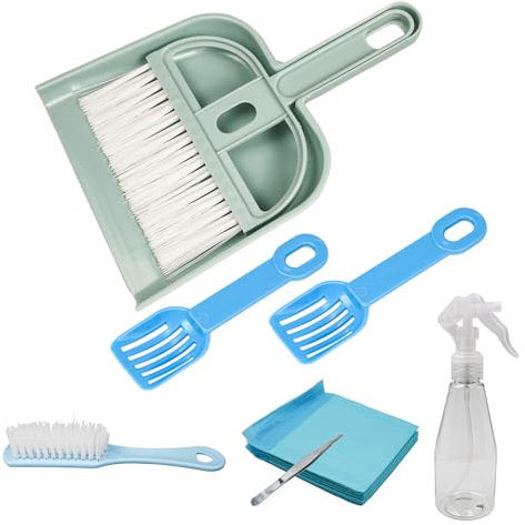 Reyshin Juego de recogedor para mascotas, juego de mini escoba, limpiador de jaula para conejos, cobayas, hámster, pala y escoba, con botella pulverizadora y pala para hámster (azul)