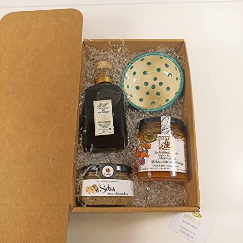 Cesta artesana de productos de Cádiz