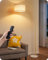 EDISHINE Lampada da Terra, Lampada ad Arco da Terra con Telecomando e Interruttore a Pedale, Lampadina E27 Dimmerabile, Altezza e Orientamento Regolabili, Paralume in Lino per Ufficio, Hotel, Dorato