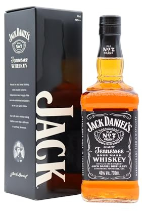 Jack Daniel's Coffret Old N°7 Tennessee Whiskey 40% 70cl - Whisky Américain - Filtré sur charbon de bois d'érable -Notes de Vanille, Caramel & Chêne - Idéal Pur, sur Glace ou En Cocktail.