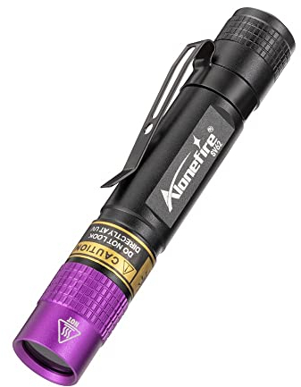 Alonefire SV62 3W Mini Torcia UV 365nm Professionale Portatile Ultravioletti Luce Molto Piccolo Nera Rileva Urina per Fluorescina, Minerali, Rilevamento del Denaro, Scorpioni con Batteria AAA