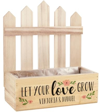 Herz & Heim® Hochzeitsgeschenk Holzkiste personalisiert - Pflanzkiste als Geldgeschenk Hochzeit, Präsentkorb mit Love Motiv, 23 x 27 x 10,5 cm (B/H/T) Geschenkkorb