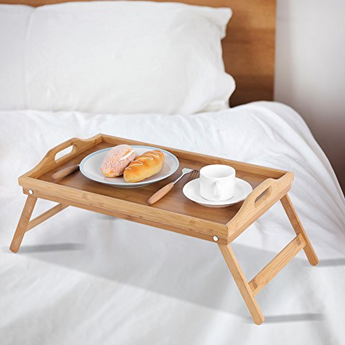 Dioche Bandeja de cama de madera de bambú con asas y patas plegables, borde elevado y bandeja para desayuno, 63 x 27,3 x 22,5 cm