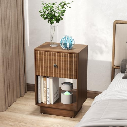 Manora Nachttisch Walnuss 40 cm Breit - Landhausstil Nightstand mit Schublade, Modern Farmhouse Möbel,Beistelltisch Dunkelbraun für Wohnzimmer & Schlafzimmer(Nussbaum)