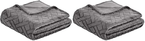 Amazon Basics Couverture jetée de canapé Plaid Polaire gaufré, 150 x 200 cm, Gris (Lot de 2)