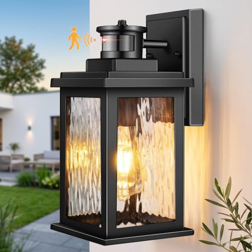 VIANIS Aussenlampe mit Bewegungsmelder, Schwarz Ausenbeleutung Hauswand, Wetterfeste Außenwandleuchte aus Aluminium, Moderne Außenlampe Wand mit Wellenglas, Außenleuchte E27 für Haus, Terrasse, Flur