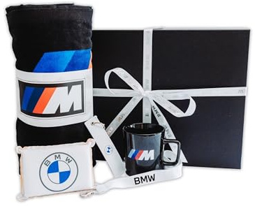 BMW 5 Teiliges Geschenkset Geschenkset in exklusiver Geschenkbox Scheibenschwamm Schlüsselband Textil-Schlüsselanhänger Baumwolltuch M Tasse – Hochwertige Magnetverschluss-Box Handtuch