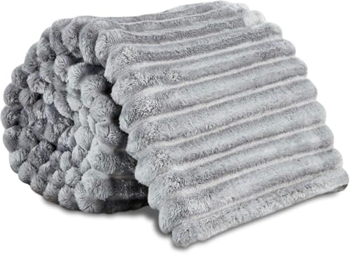 Lions Chunky Ribbed Throw Blanket - Faux Fur Thermal Warm & Cosy Fluffy Throws For Sofa Large Bed Couch, Double Size 150x200cm - Soft and Comfortable - Grey