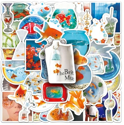 Goldfisch Aufkleber 50 Stück Wasserdicht Trendy Niedlich Fisch Sticker für Laptop Skateboard Gepäck Scrapbook Motorrad Computer Auto Fahrrad,Vinyl Cartoon Meerestier Stickers für Erwachsene Teenager