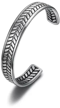 Personalisiertes offenes Manschettenarmband aus poliertem Edelstahl mit Pfeil und C-Form
