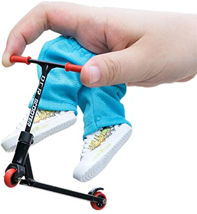 Gereton Mini Finger Scooter Kit - Enthält Hosenschuhe, Modell aus Legierung, Fingerspielzeug Skateboard für Partygeschenke, Geburtstagsgeschenke, Schwarz