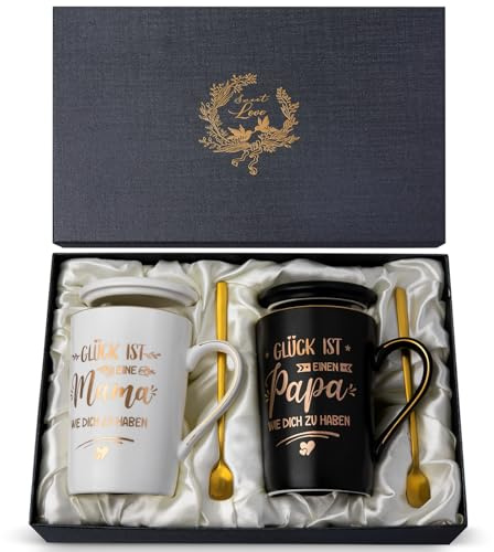 Geschenk für Eltern, Mama und Papa Tassen, Jubiläum Geschenk Set für Eltern | 14OZ Keramik Kaffeetasse mit Goldener Druckgrafik, Deckel, Löffel, Grußkarte, Edle Geschenkset, Geschenk für Werdende Eltern