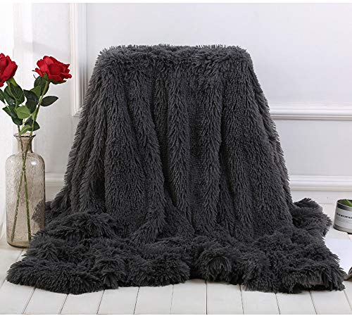BYM Kuscheldecke Wohndecke Doppelseitig aus Warmem Weichem Plüsch Wolldecke Flauschige Felloptik Tagesdecke (Dunkelgrau)