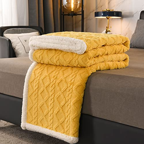 OLDBIAO Kuscheldecke 100 x 150 cm Klein Flauschig Dick Decke Gelb Weiß Strickdecke Couchdecke Sofadecke Doppelgesicht Extra Weich und Warm Wohndecke für Winter Wohnzimmer Schlafzimmer