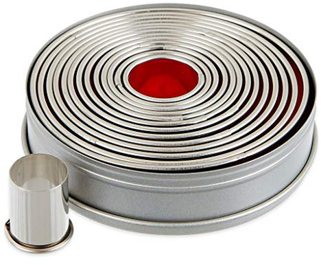 Thermohauser 8300031697 Juego de cortadores de Galletas (Acero Inoxidable), Redondo, Borde Liso, 14 Piezas, diámetro 2,3 – 11,0 cm, empaquetado en Caja de Chapa de Almacenamiento