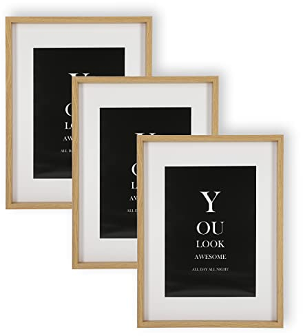 Wackadoo Bilderrahmen 3er Set 30x40 cm Eiche Fotowand Fotorahmen mit Glas Picture frame Holz mit Passepartout 21x30 DIN A4 (21x29,7)