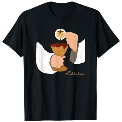 Prêtre tenant calice et eucharistie avec Jésus-Christ T-Shirt