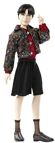 Mattel GKC99 BTS Prestige Fashion docka J-Hope, K-Pop Merch leksak att samla flera färger