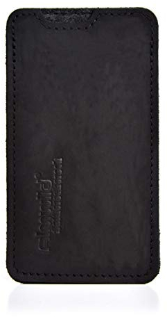 Almwild® Hülle passend für Apple iPhone 15/15 Pro, 14/14 Pro, 13/13 Pro aus echtem Rindsleder in Schwarz. In Bayern handgefertigt. Modell Sattlerschorsch