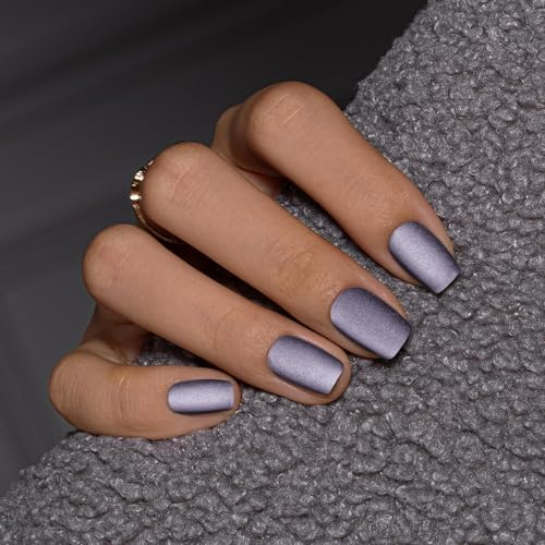 KQueenest Fall Press On Nails Short Square, Matte Cat Eye Press On Nails, Glitter Light Purple Fake Nails Short Coffin, Velvet Finsh, Bright Chrome Glue On Nails for Women Gift, 30 Pcs